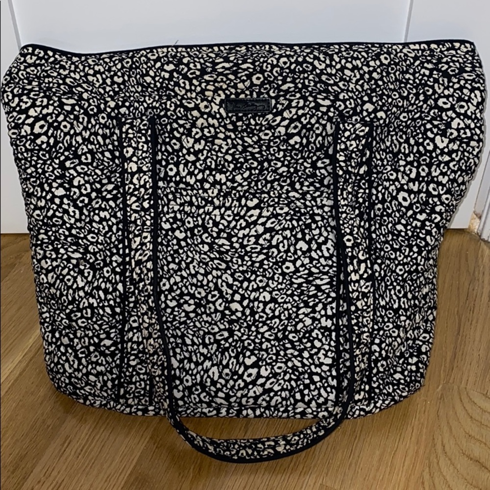 Vera Bradley black and white floral tote